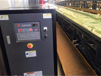 风电叶片模具温度控制机，「蜜桃福利导航APP机械」自适应模糊PID控制系统