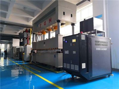碳纤维复合材料成型工艺，记得收藏「蜜桃福利导航APP机械」